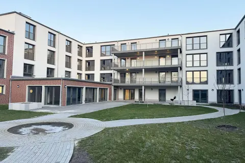 Modern compassio care home in Osterholz-Scharmbeck with balconies, a terrace and well-maintained gardens
